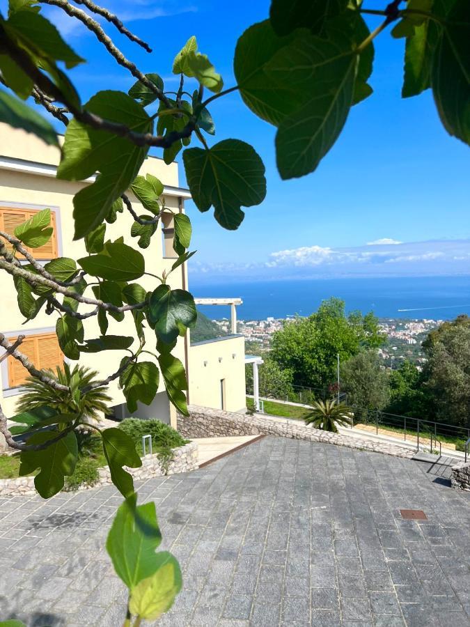 Fountain House Sorrento Apartment ซานตาเญลโล ภายนอก รูปภาพ